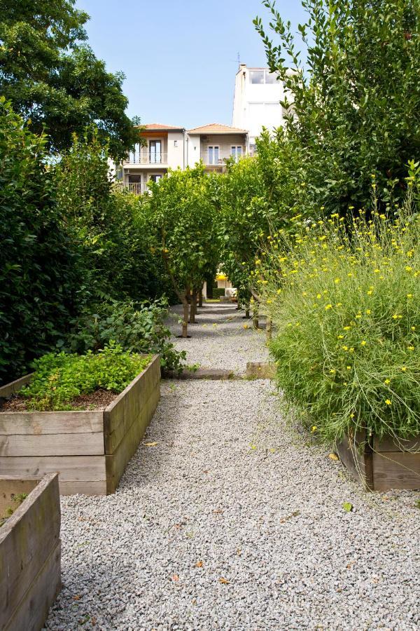 Boutique Rentals- Hidden Garden Porto'S Downtown Exterior foto